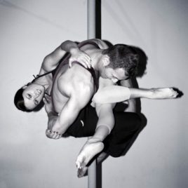 Duo Static Trapeze Act